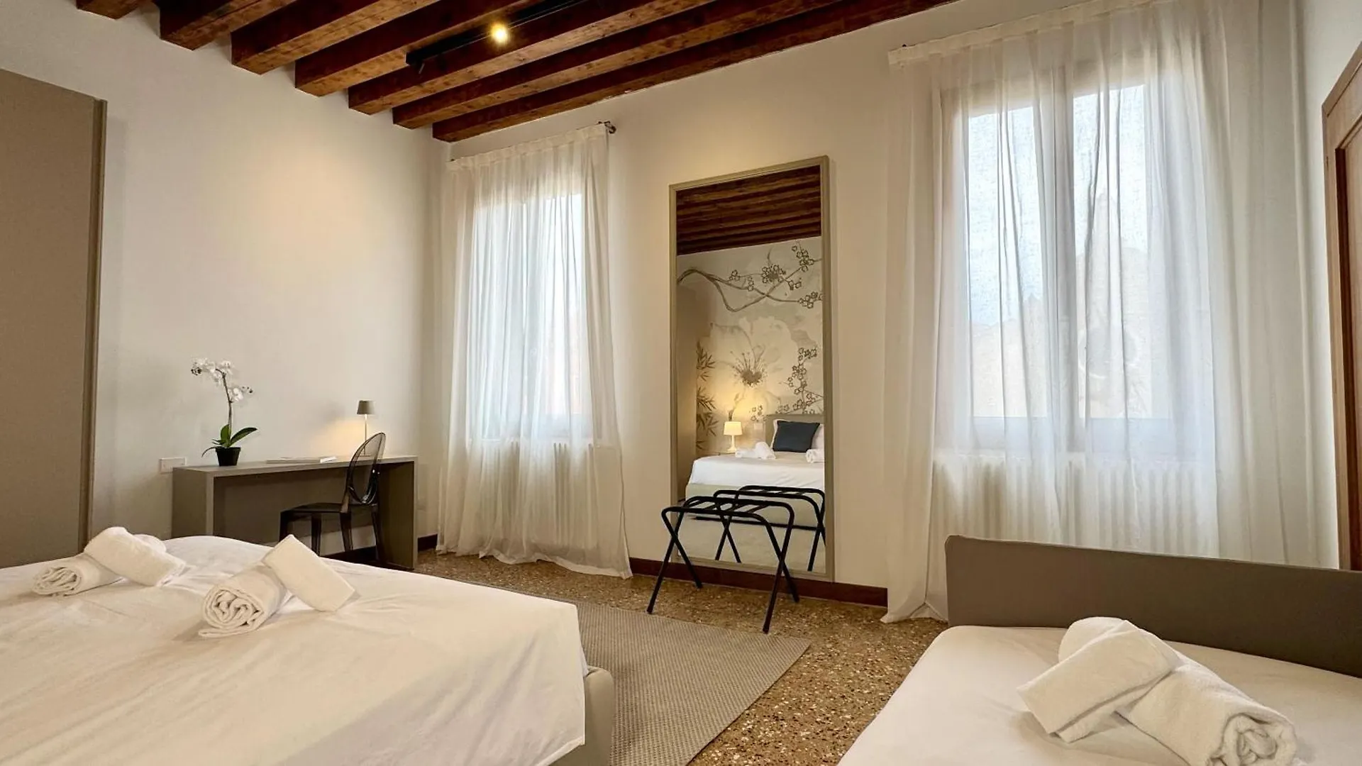 Residence Salieri Venice Apartment